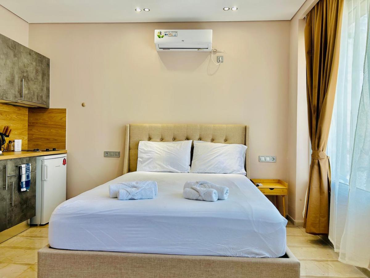 Port Twins Suites No1 Pireu Exterior foto